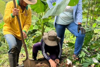 Mujeres rurales de Puerto Triunfo, Antioquia, transforman 115 hectáreas de la Reforma Agraria  en soberanía alimentaria