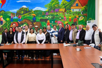Agencia Nacional de Tierras traza ruta para titular predios  a la Anuc Nacional 
