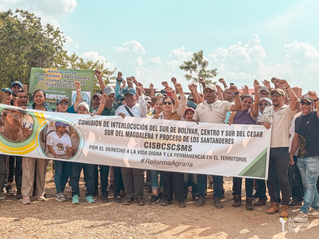 asociacion-campesinos-predio-entregado-san-martin-cesar