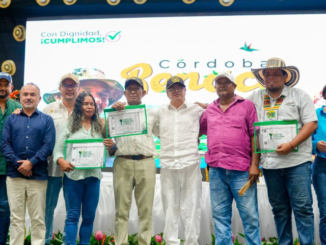 Gobierno Petro entrega 3.600 hectáreas a campesinos damnificados en Córdoba