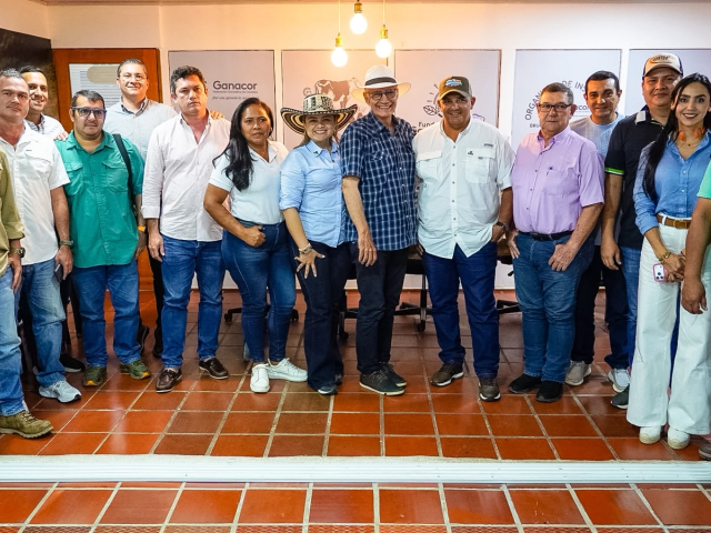 Lina Garrido articula acciones con ganaderos y víctimas de Córdoba para impulsar la formalización y el acceso a tierras 