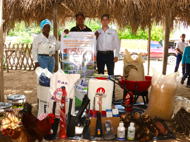Con inversión cercana a $3.500 millones, ANT entrega ocho iniciativas comunitarias en La Guajira