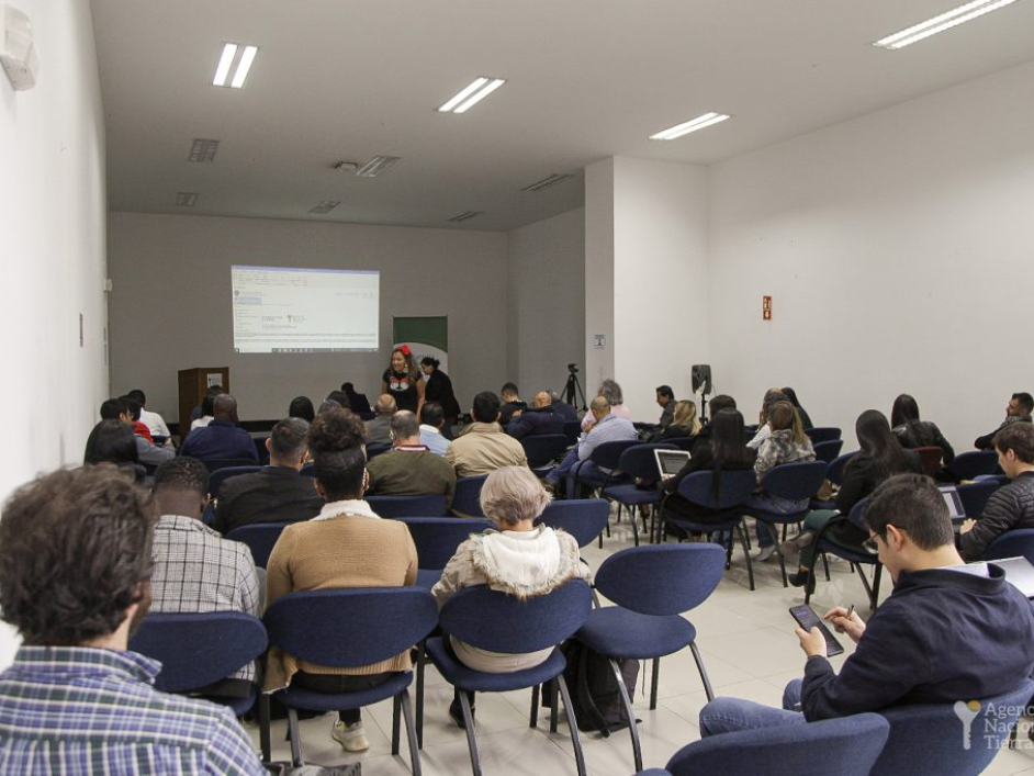Reunión en la sede de Bogotá de ANT con los colaboradores de nuestras Unidades de Gestión Territorial