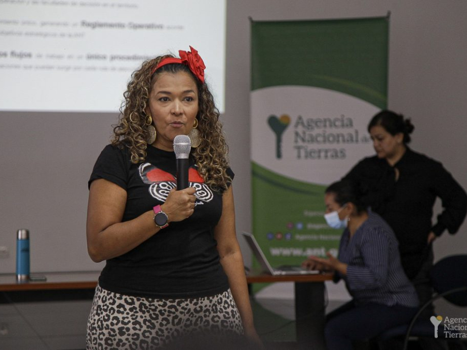 Reunión en la sede de Bogotá de ANT con los colaboradores de nuestras Unidades de Gestión Territorial