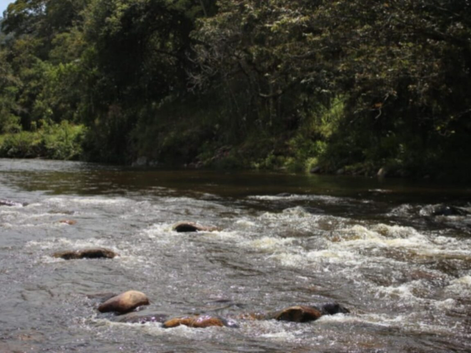 Fotografía de un río en Boyacá.