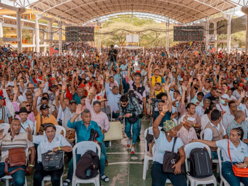 Más de 20mil campesinos que asistieron a la asamblea popular impulsada por el gobierno del cambio.