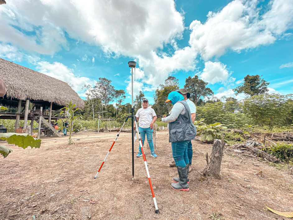 equipo-ant-viajando-por-guainia