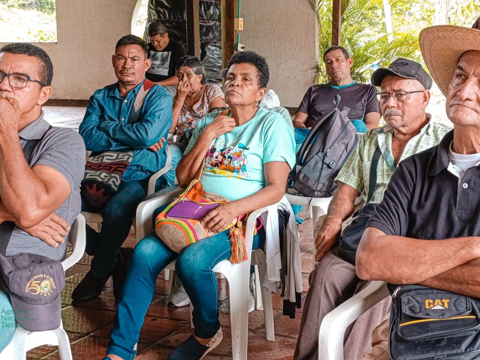 campesinos-de-sardinata-en-plan-de-trabajo-de-an