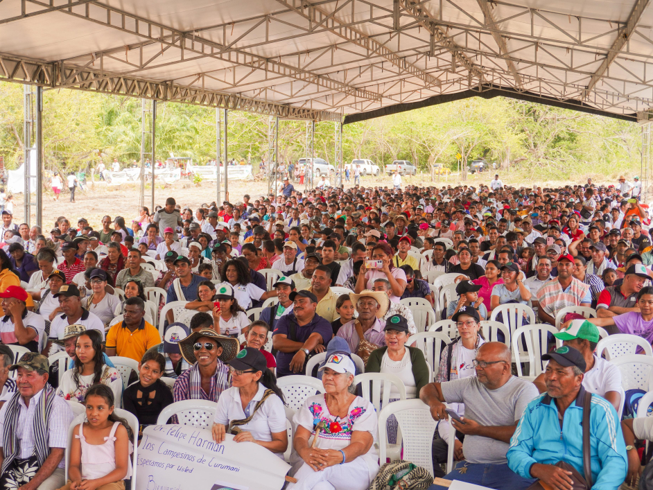 campesinos-y-funcionarios-ministerio-de-agricultura-constitucion-primer-territorio-campesino-agroalimentario-del-cesar