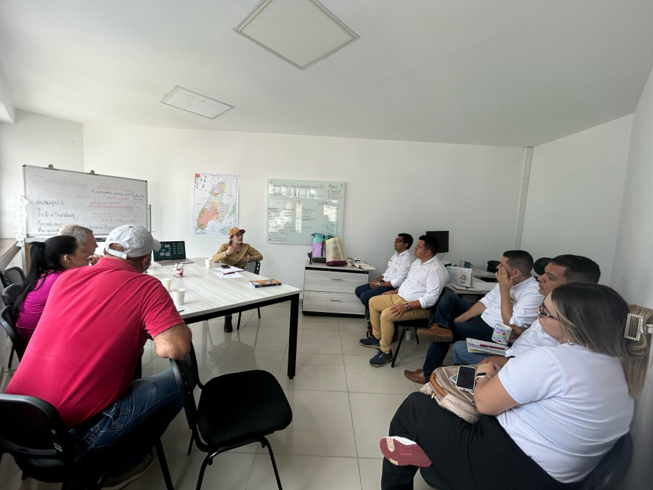 funcionarios-ant-en-capacitacion