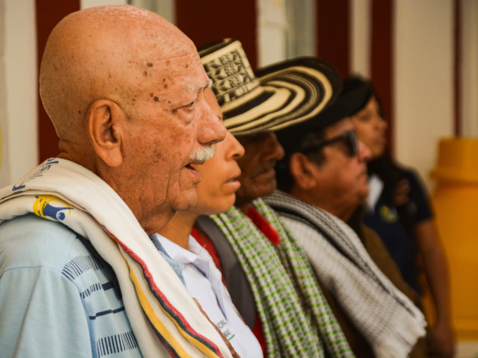 ancianos-campesinos-de-tolima
